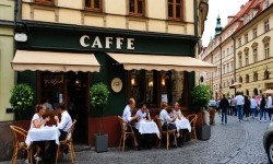 vino kava Morava Tupesy Velehrad Buchlovice Zlechov-kavarva